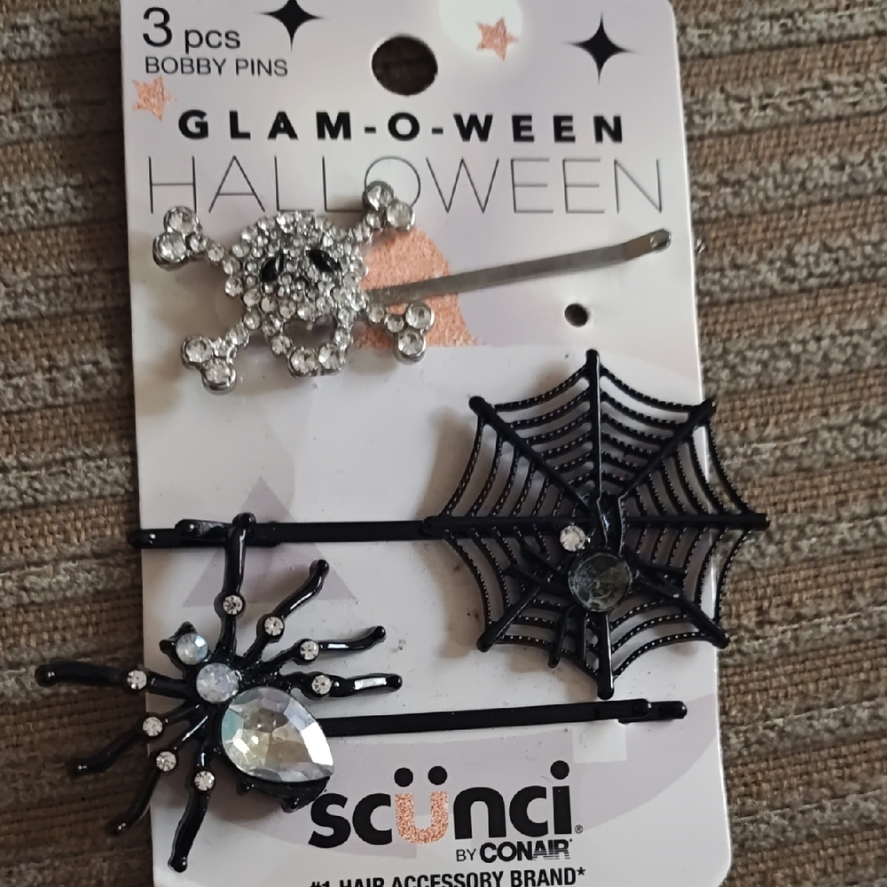 Scunci Glam-O-Ween Spider and Skull Bobby Pins - Black and Silver